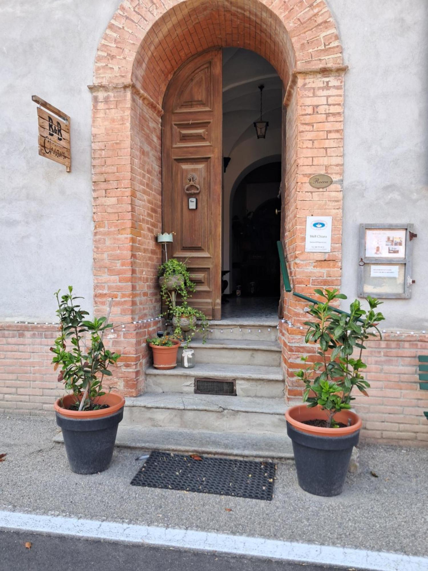 Bed & Breakfast Chiara Bed and Breakfast San Sebastiano Curone Eksteriør billede